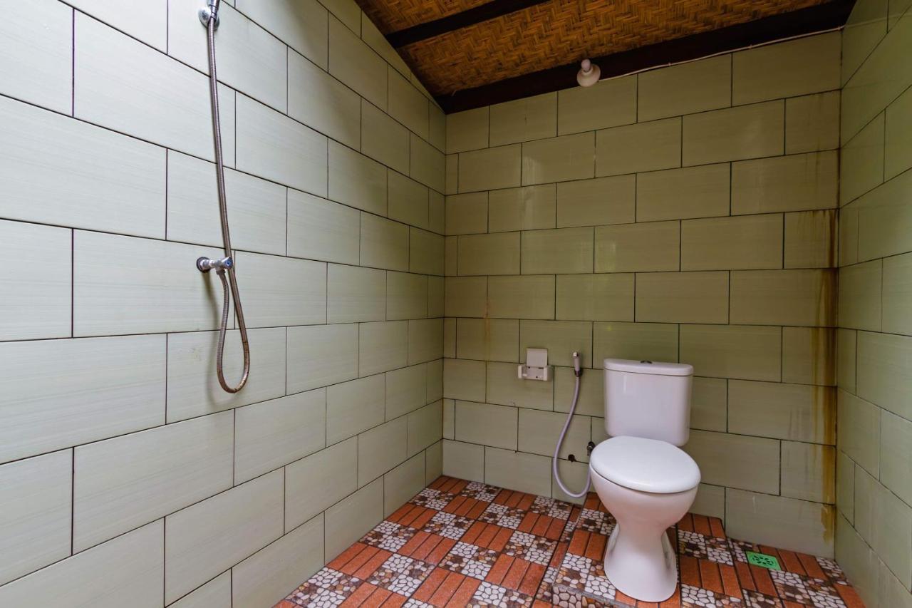 Titi Hostel Lembongan Buitenkant foto