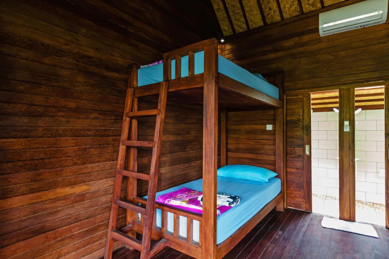 Titi Hostel Lembongan Buitenkant foto