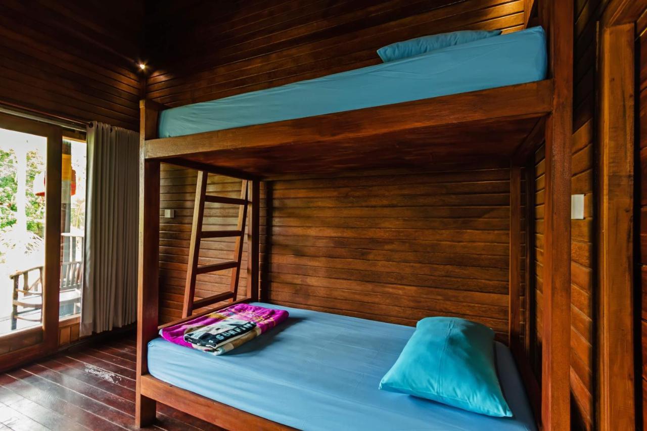 Titi Hostel Lembongan Buitenkant foto